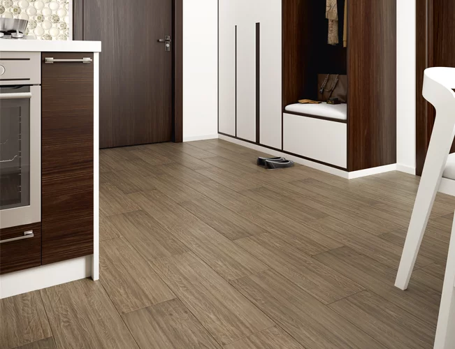 Wood basic brown gres szkl.